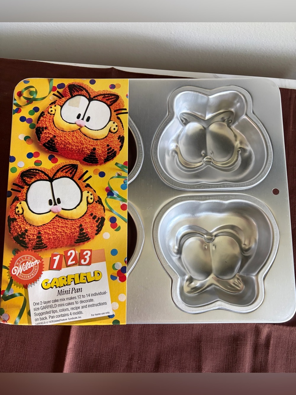 Wilton Garfield Mini Pan Baking Mold - Silver Aluminum Vintage